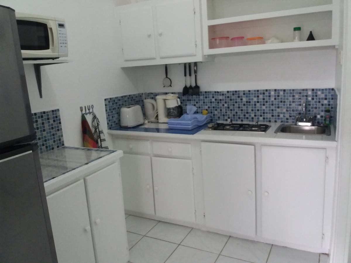 קסטריס Apartment Espoir מראה חיצוני תמונה
