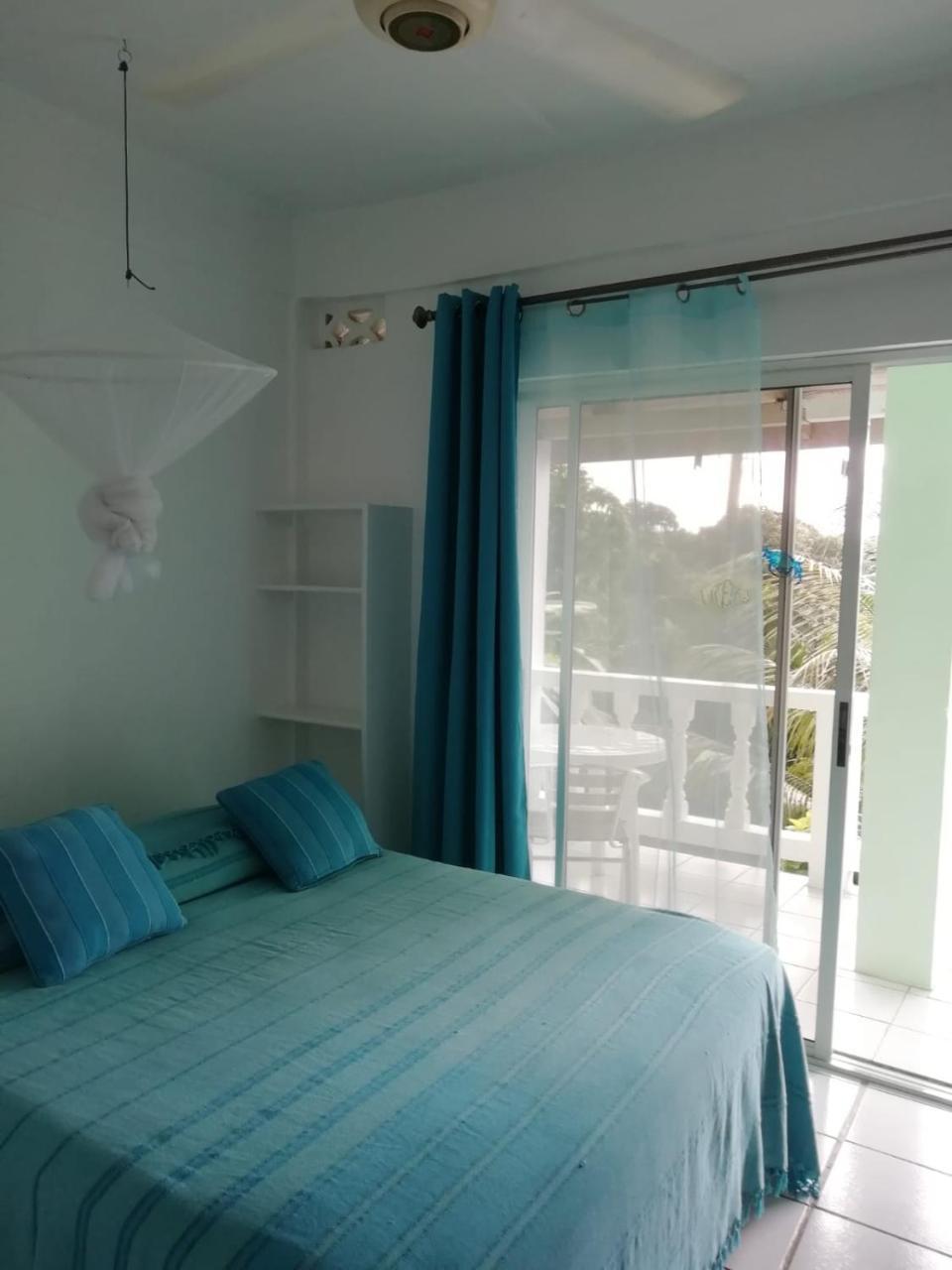 קסטריס Apartment Espoir מראה חיצוני תמונה