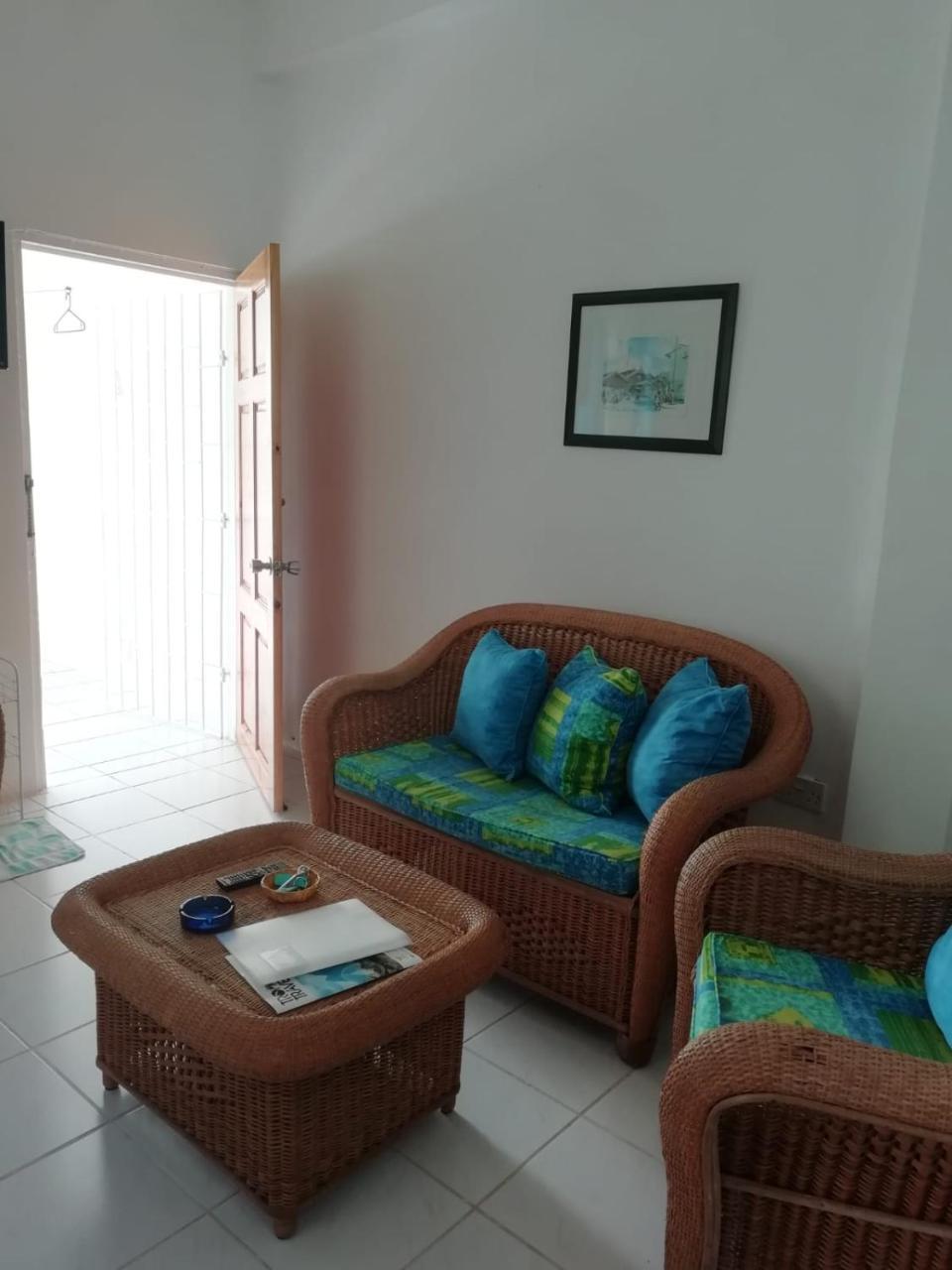 קסטריס Apartment Espoir מראה חיצוני תמונה