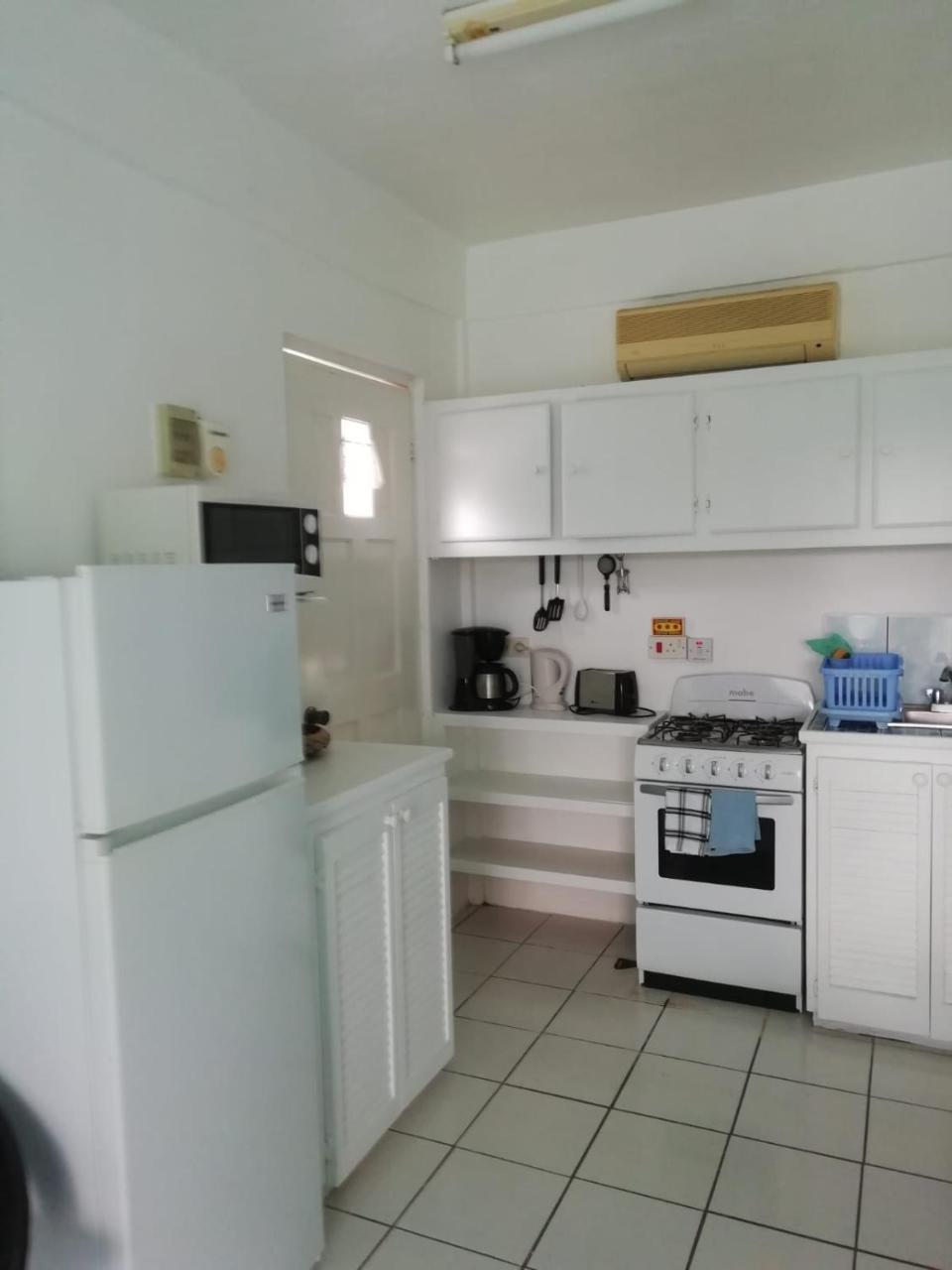 קסטריס Apartment Espoir מראה חיצוני תמונה