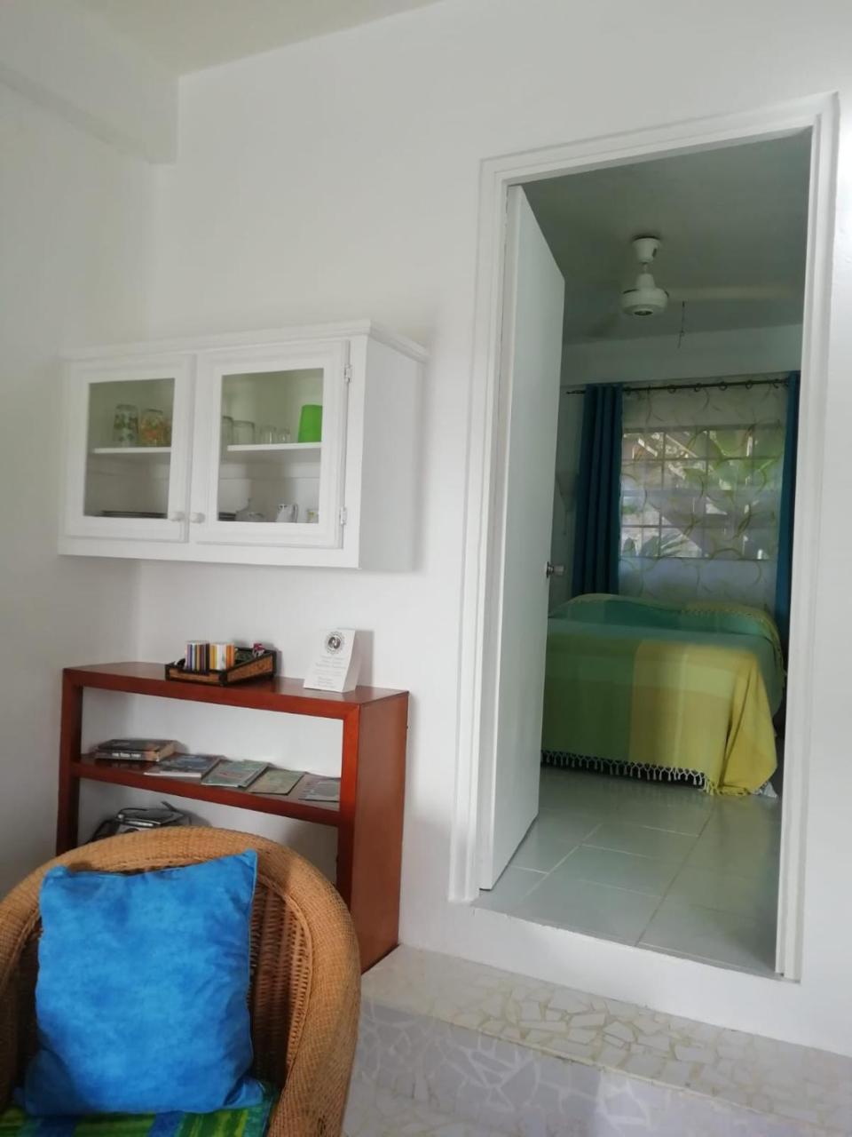 קסטריס Apartment Espoir מראה חיצוני תמונה